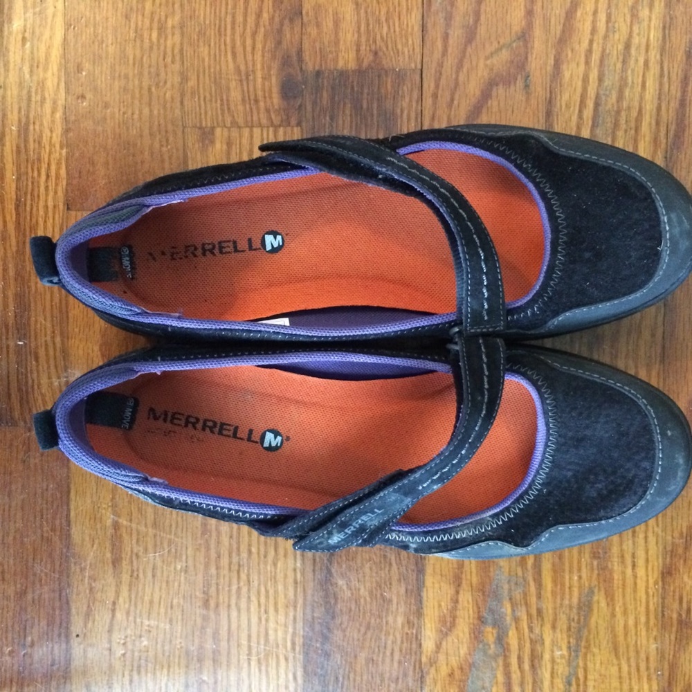 Merrell black flats size 9
